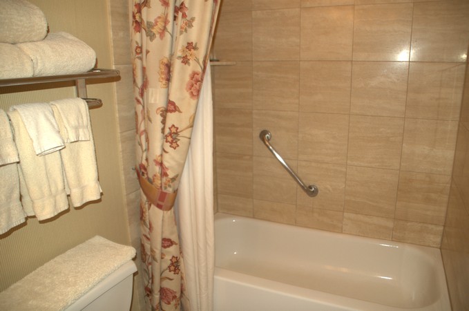 Golden Nugget Hotel Room Pictures 6