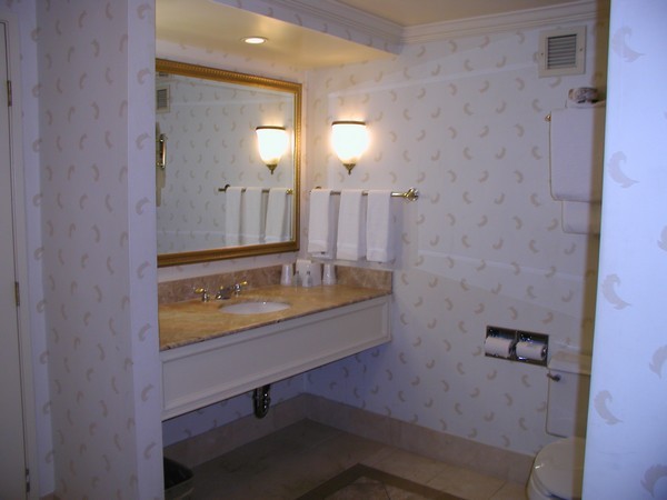Main Street Station Suite Pictures 7