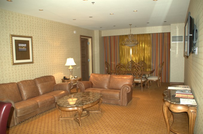 South Point Hotel Suite Pictures 1