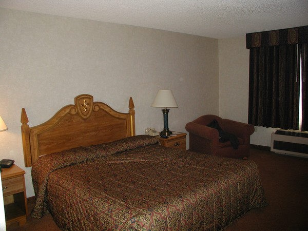 Excalibur Hotel Room Pictures 2