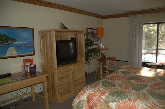 Hooters Hotel Room Pictures 1