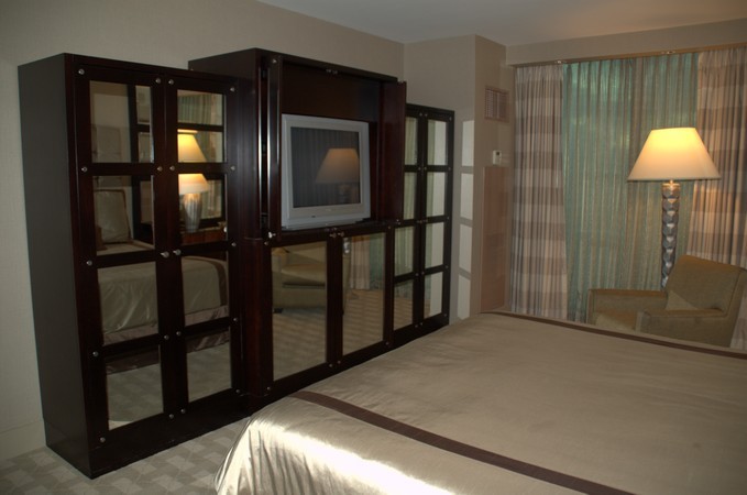 THEhotel at Mandalay Bay Suite Pictures 5